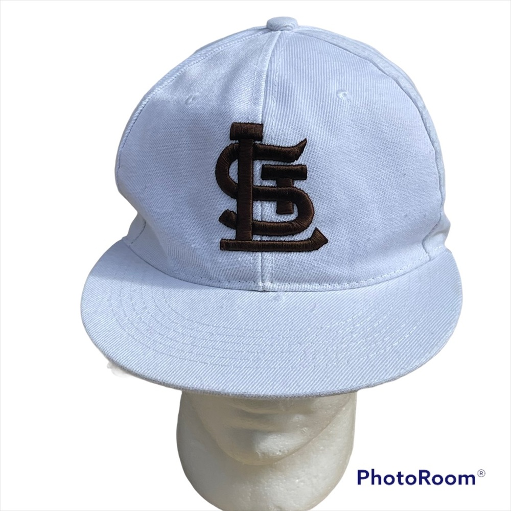 St Louis Cardinals SWAG Fitted Size 7 1/8 Adult Cap Black And White